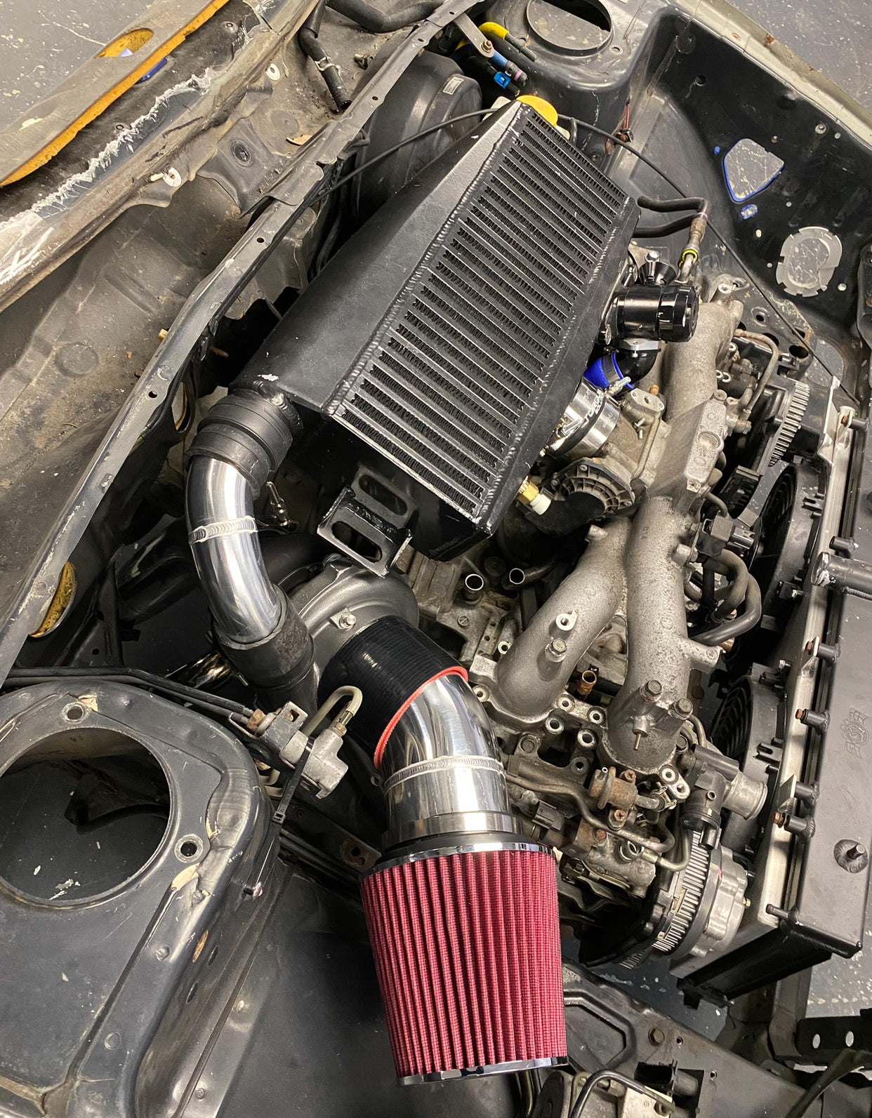 Rotated turbo top mount kit