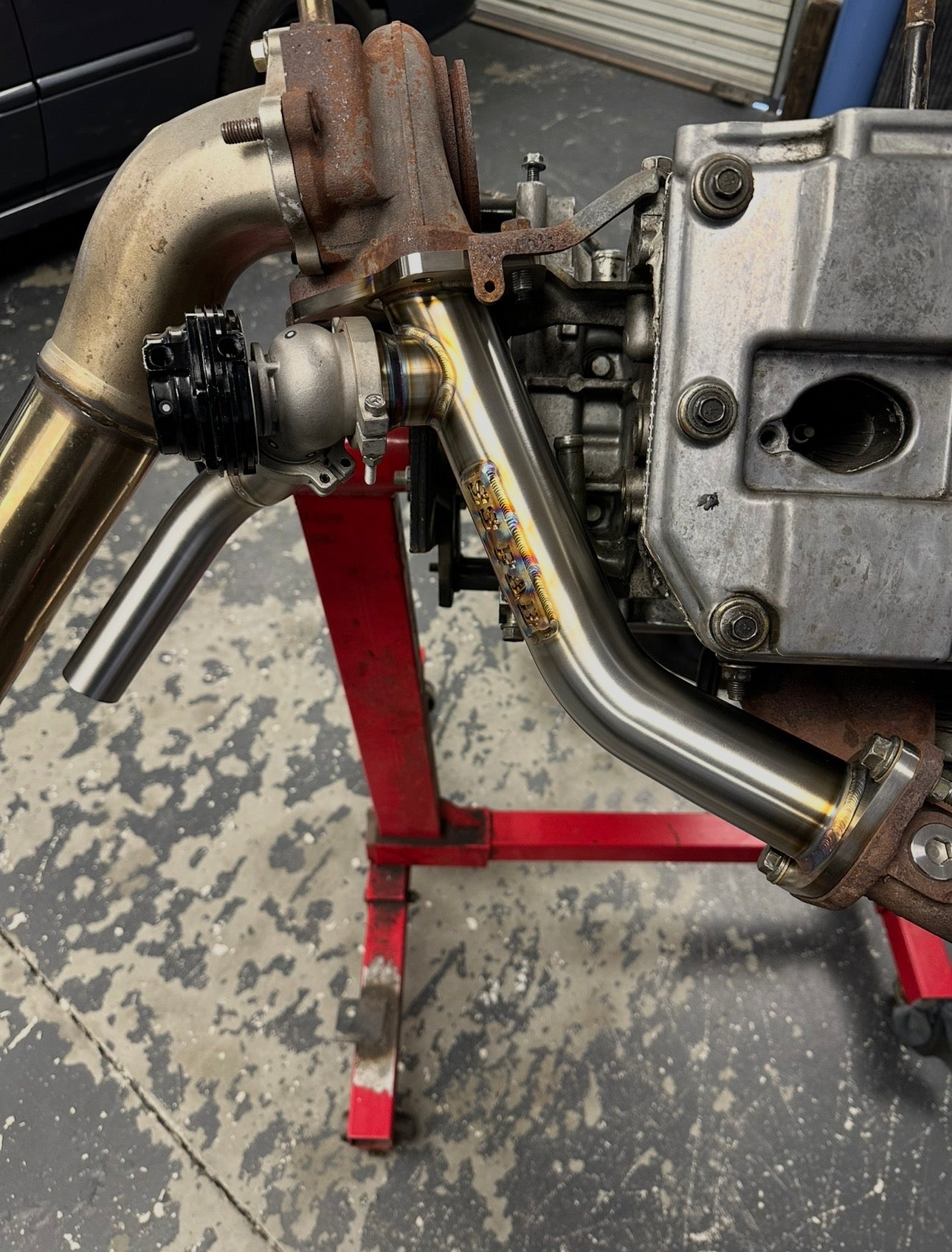 WRX/ STi stock location up pipe w/ EWG